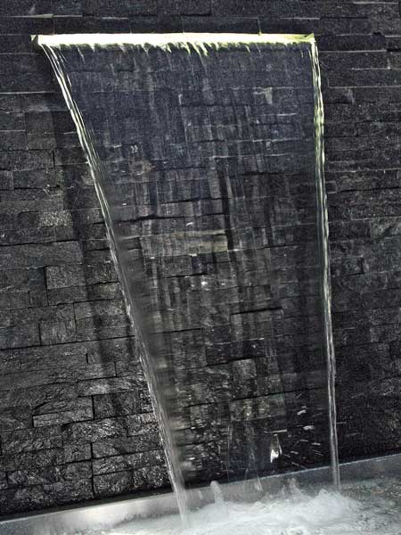 waterfall-illumination2_80781_2