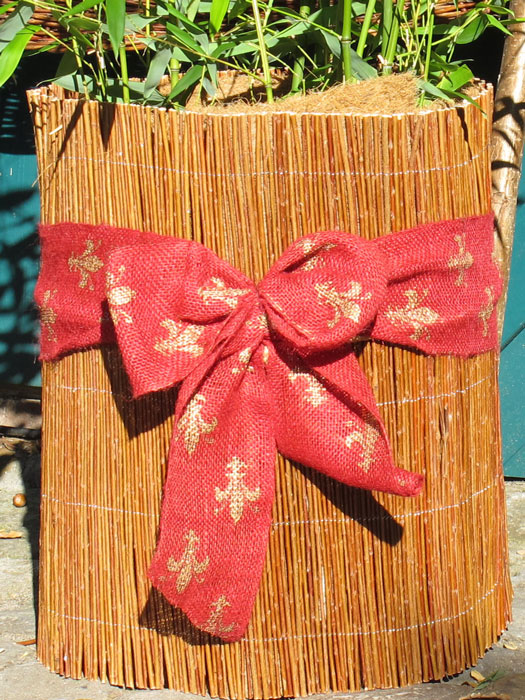 juteband-rot-gold-breit-3 Deko-Juteband mit Lilien-Design