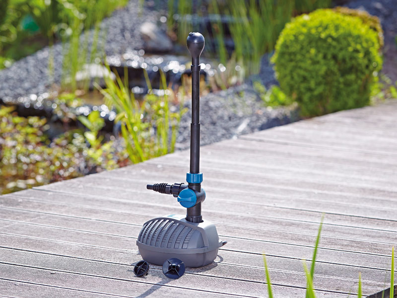 Aquarius Fountain Set Classic auf einem Steg