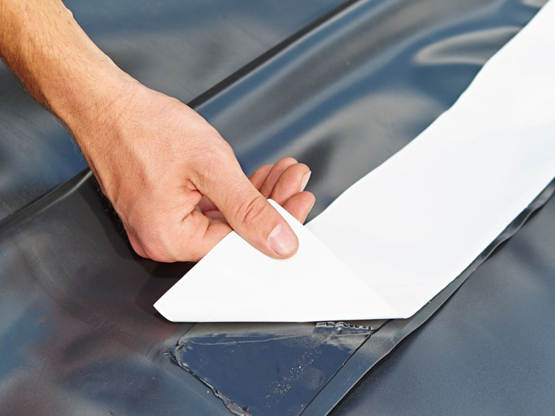 Folienklebeband Fixofol auf Folie geklebt