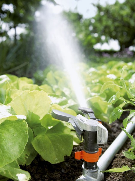 GARDENA Premium Impuls-, Kreis- und Sektorenregnerkopf im Einsatz