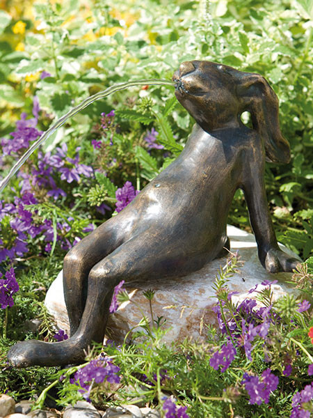 Bronzefigur Mads der Hase (Art.Nr. 88066)